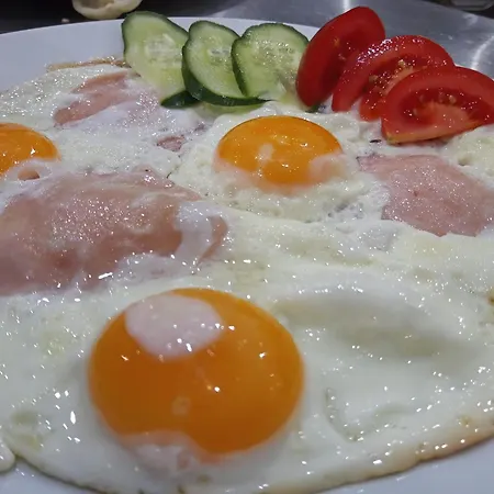 Oda ve Kahvaltı Darazshegyi Fahaz Glutenmentes Ellatassal